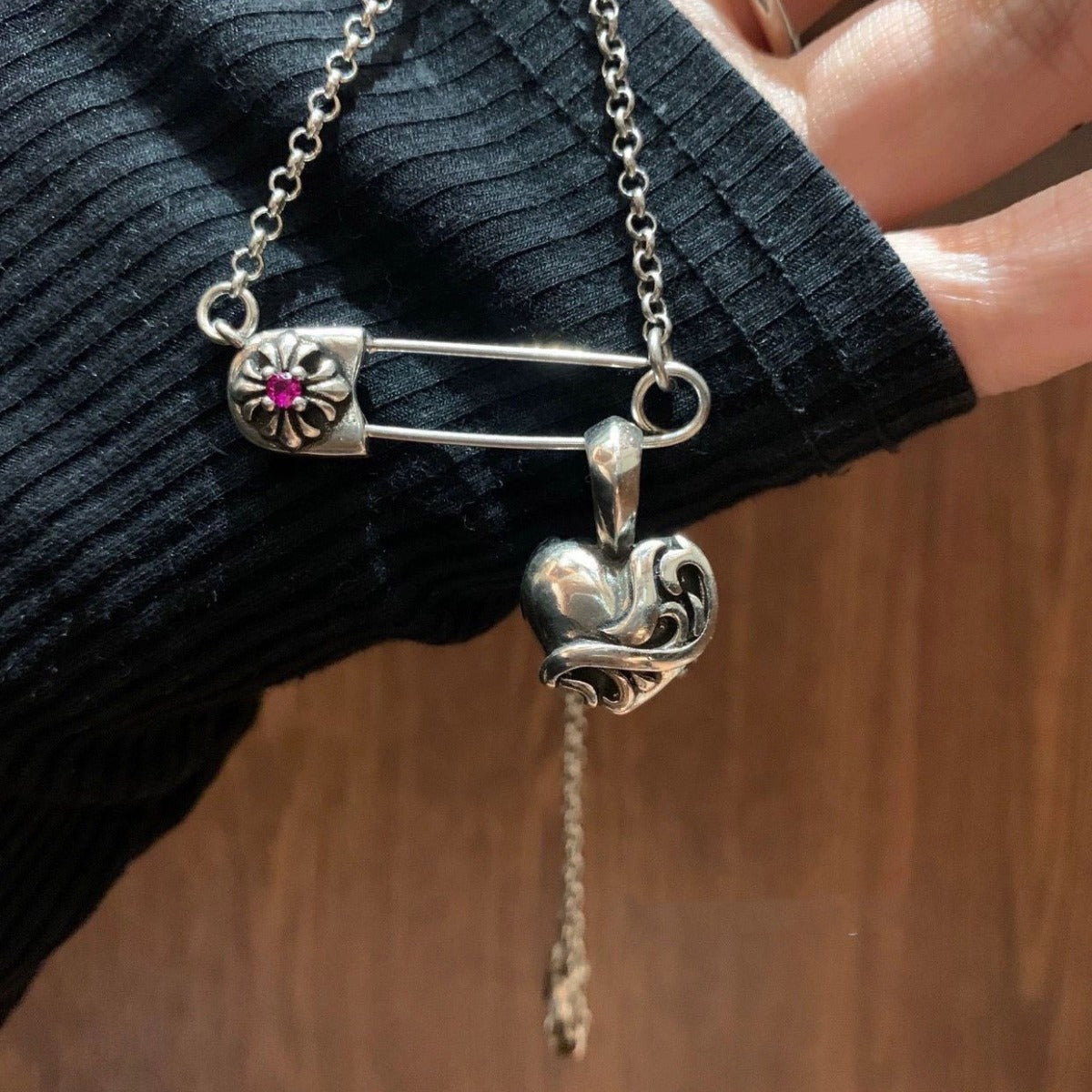 Chrome Hearts vine cute pink diamond brooch heart necklace